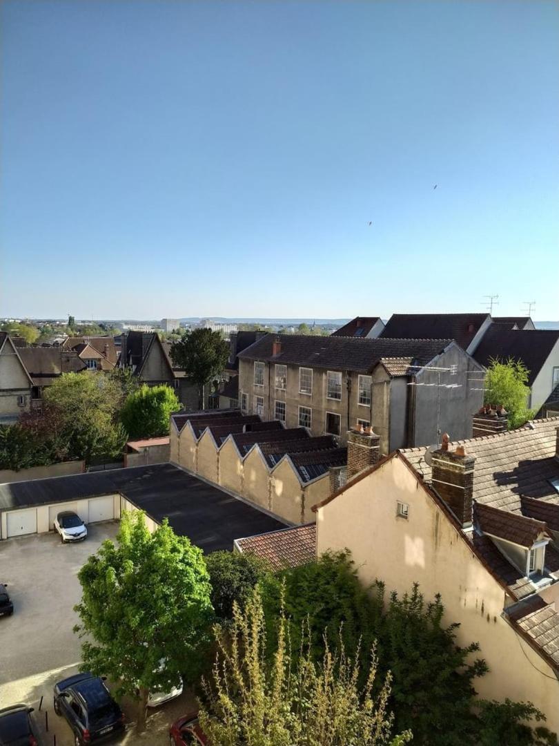Le Voltaire - Balcon - 2 Chb - 3 Lits - 2 Min Gare Et Cente-Ville - Mon Groom Troyes Dış mekan fotoğraf